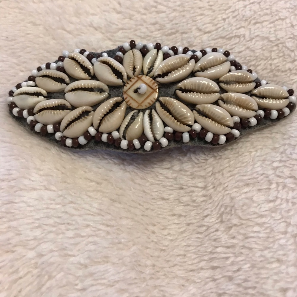 Puka Shell Hair Clip